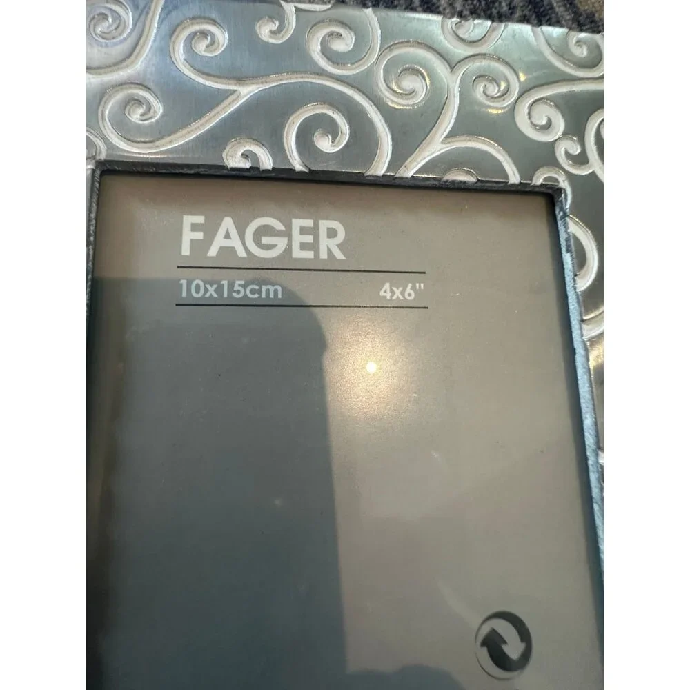 IKEA SPIRAL Embossed Photo Frame 4x6